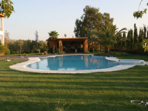 Πισίνες απο μπετόν