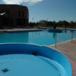 Επικάλυψη πισίνας με βαφή