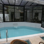 ΕΠΕΝΔΥΣΗ ΠΙΣΙΝΑΣ ΜΕ ΧΑΛΑΖΙΑΚΗ ΑΜΜΟ