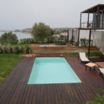 Επικάλυψη πισίνας με βαφή